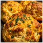 Crab Cheddar Bay Biscuits Lemon